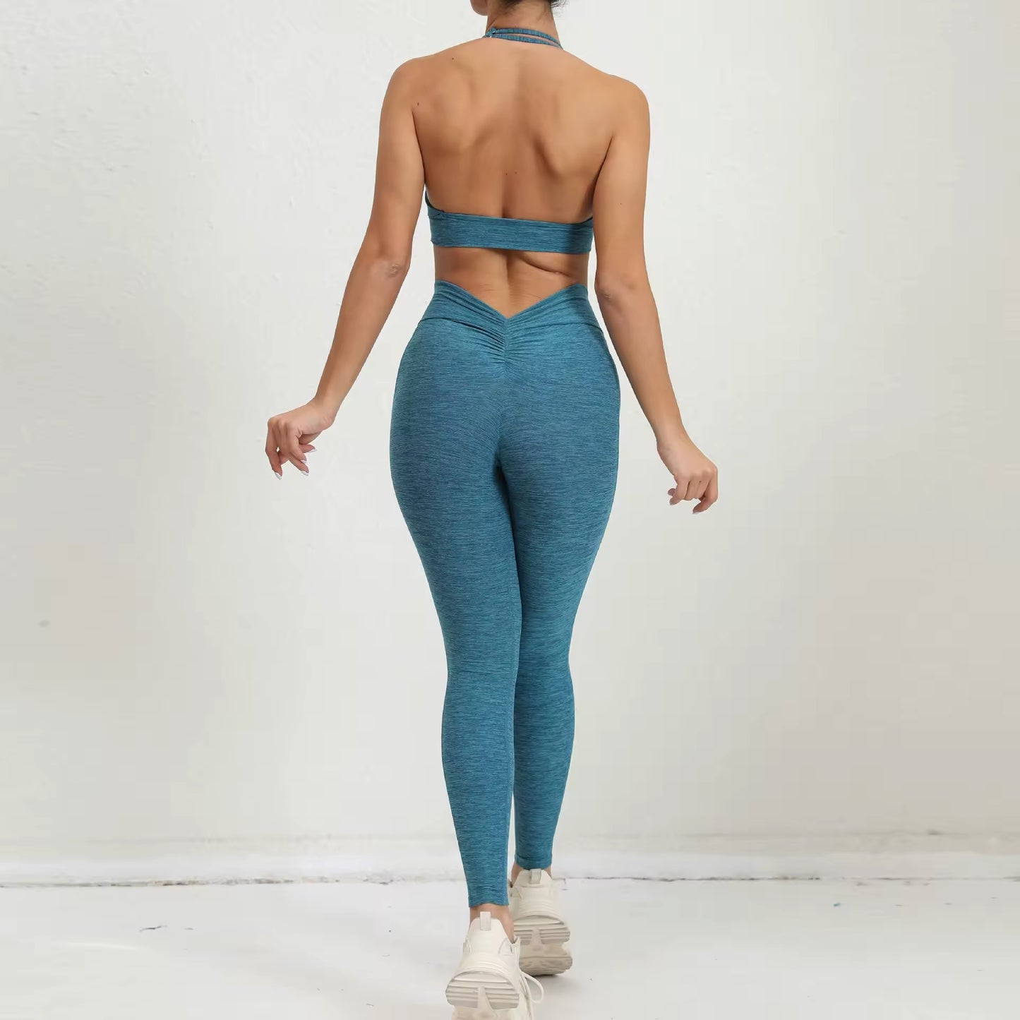 Set Leila