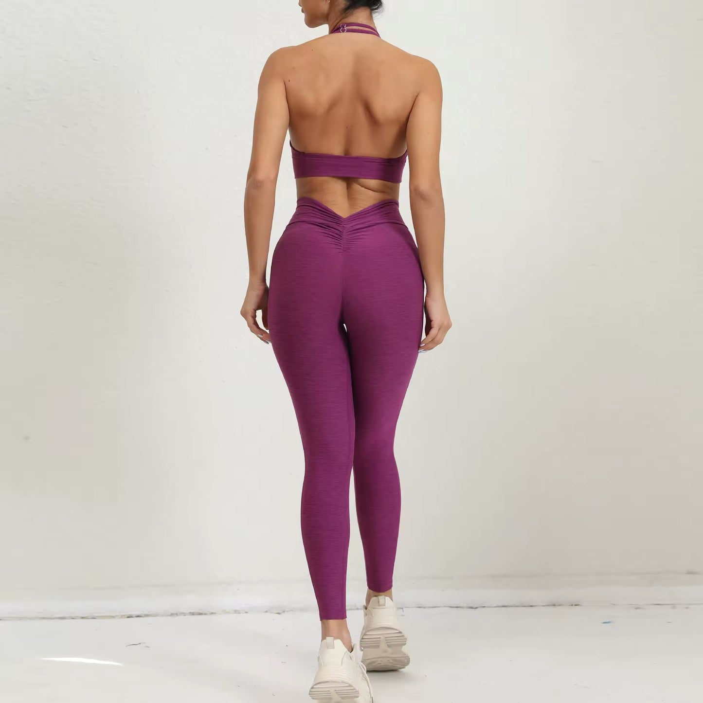 Set Leila