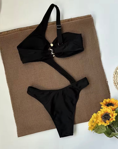 Bikini Isis