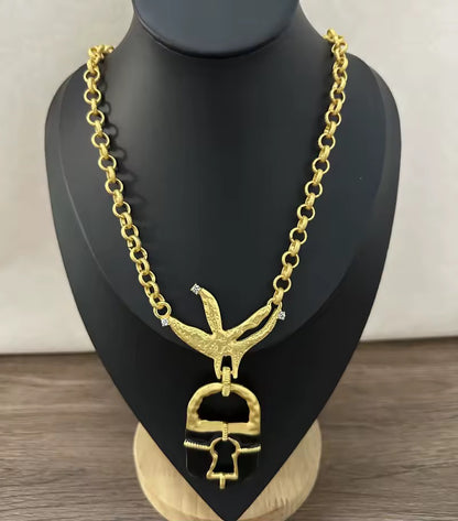 Collar Flurt