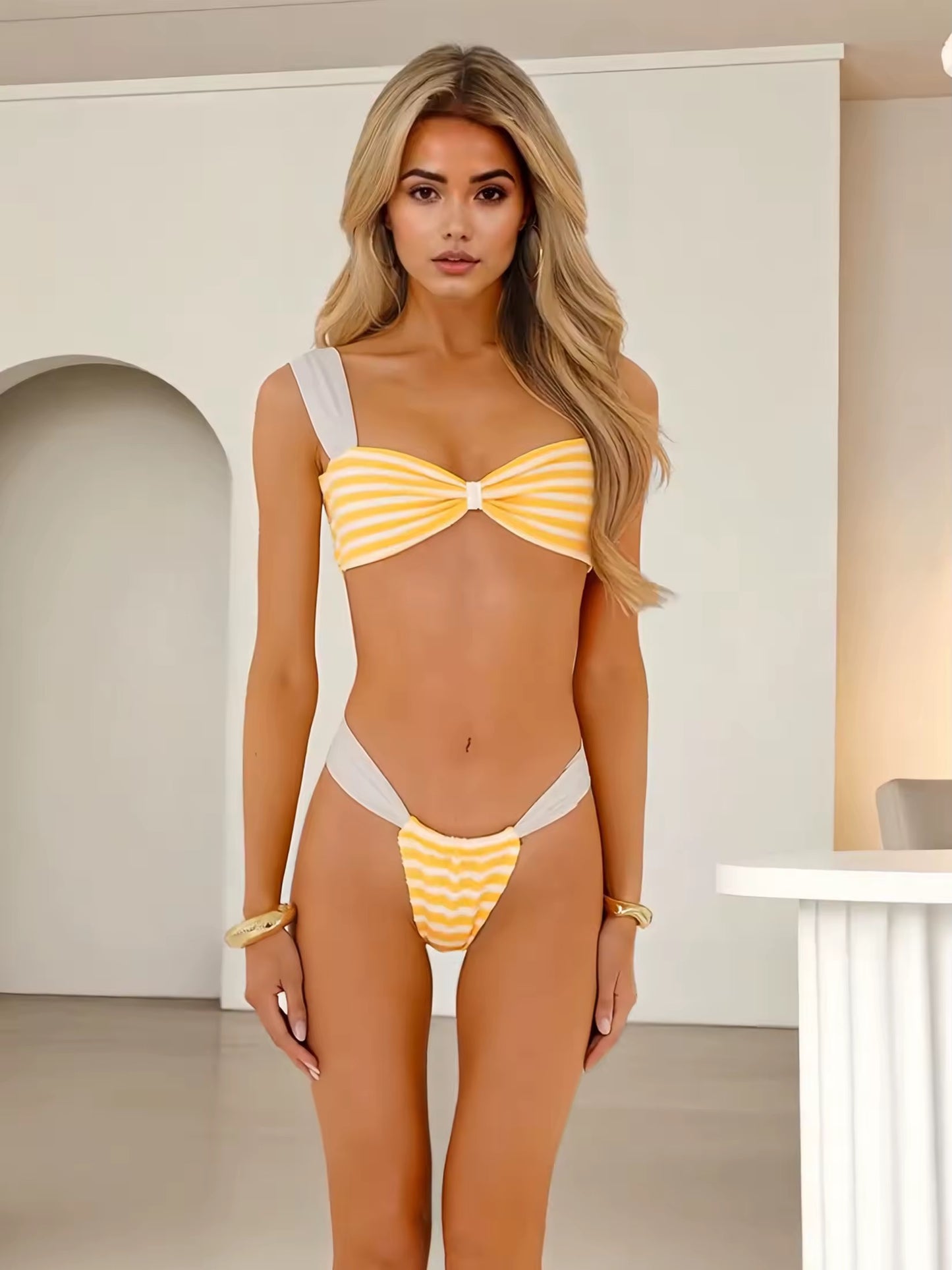 Bikini Cara